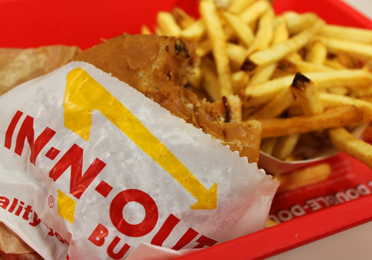 INNOUT_1