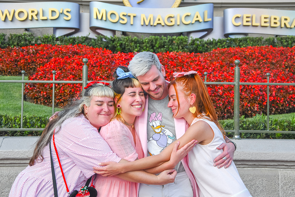 2022-12-02-MagicKingdomPark-MainStreetTrainStation